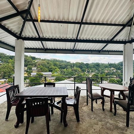 Mountain White Villa By Sunrise Kandy Exterior foto